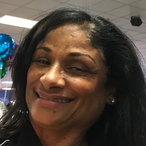 Meet your Posher, Jeanine